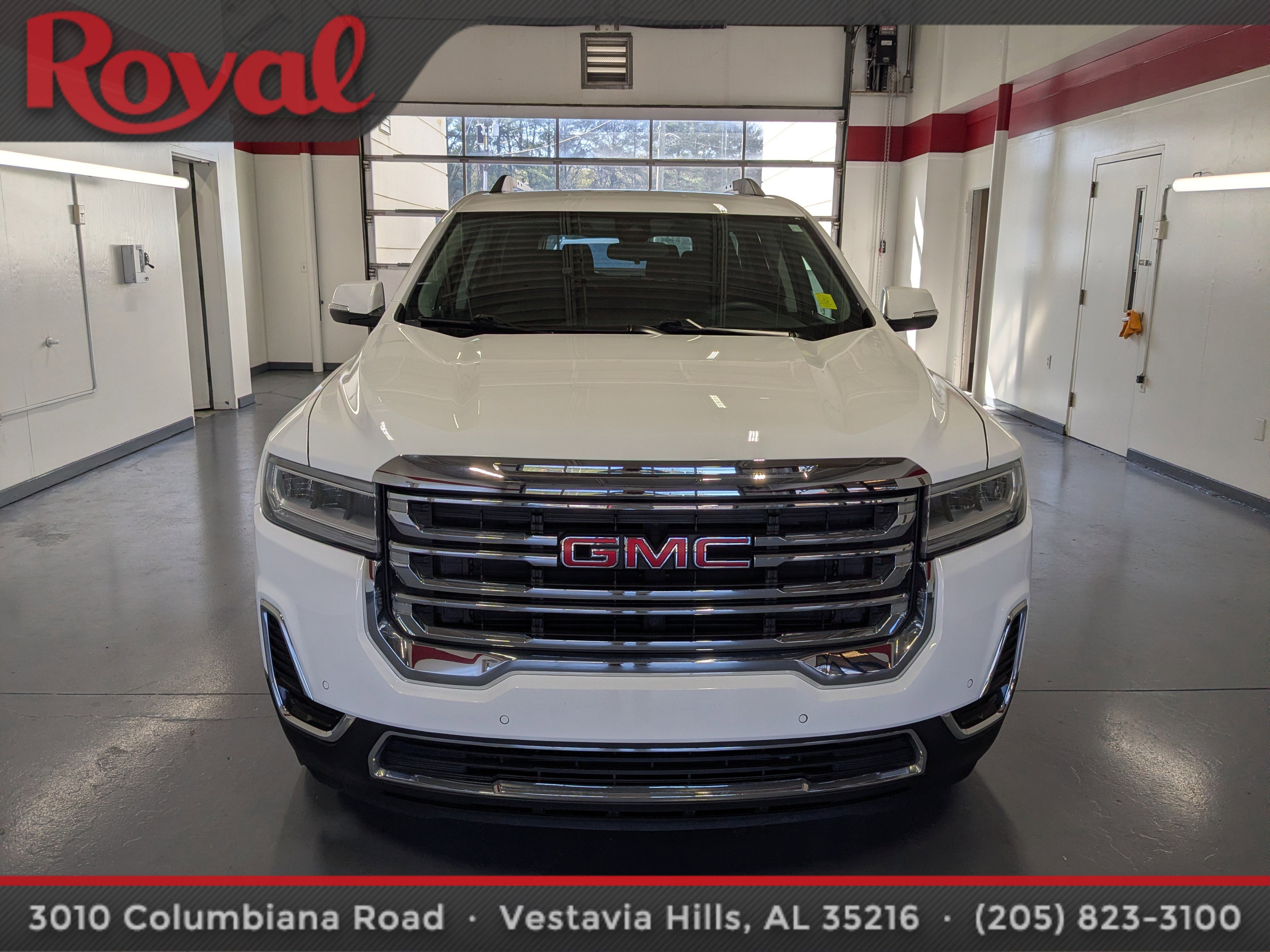 Used 2021 GMC Acadia SLE w/ Driver Convenience Package image 6