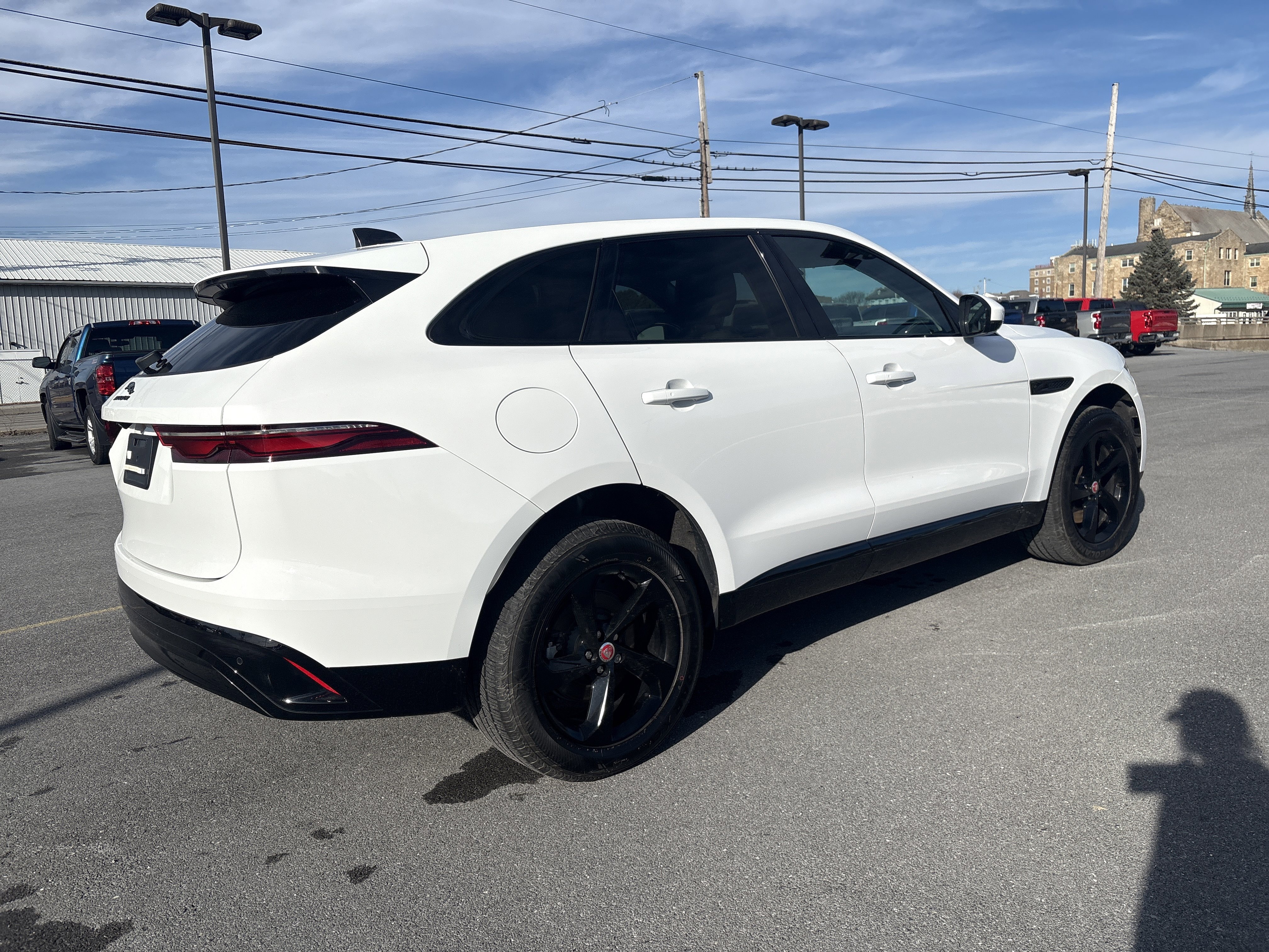 Used 2022 Jaguar F-PACE S video 3