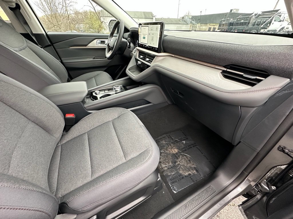 New 2026 Ford Explorer Active AWD/4WD image 21