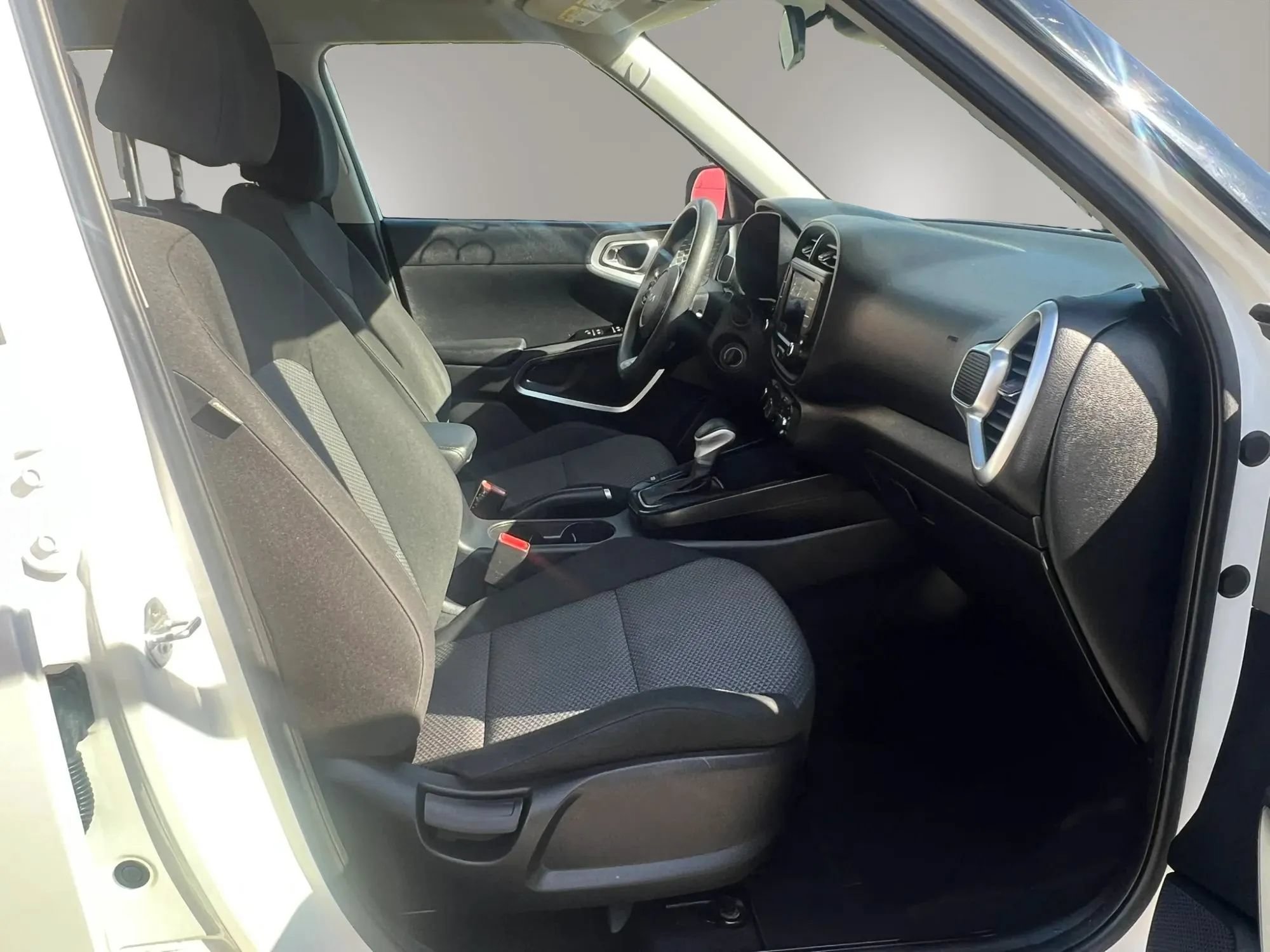 Used 2022 Kia Soul LX w/ Technology Package FWD image 30