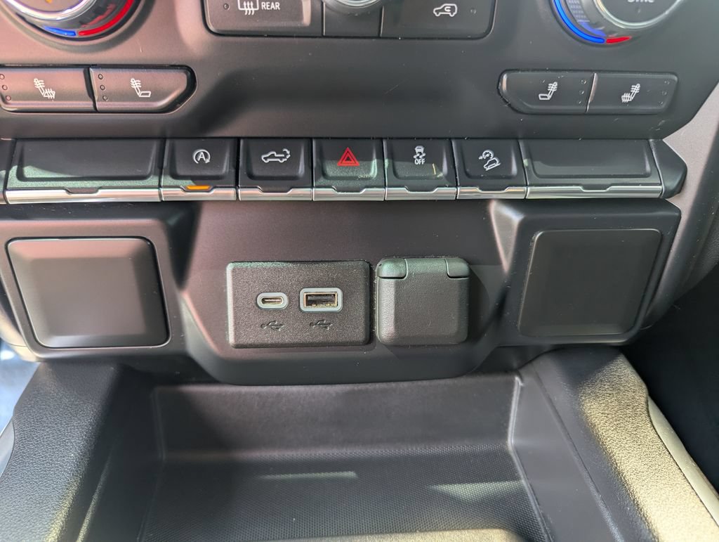 Used 2019 Chevrolet Silverado 1500 RST AWD/4WD image 23