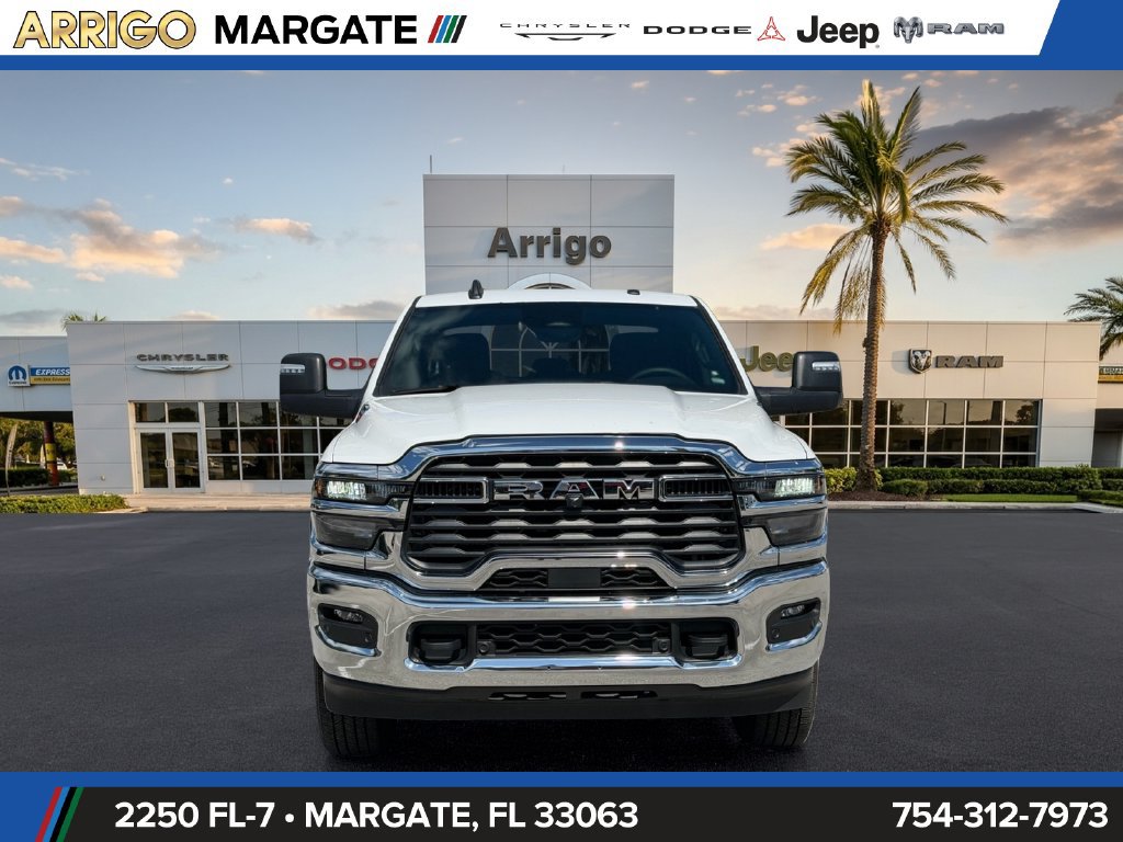 Used 2026 RAM 2500 Big Horn AWD/4WD image 2