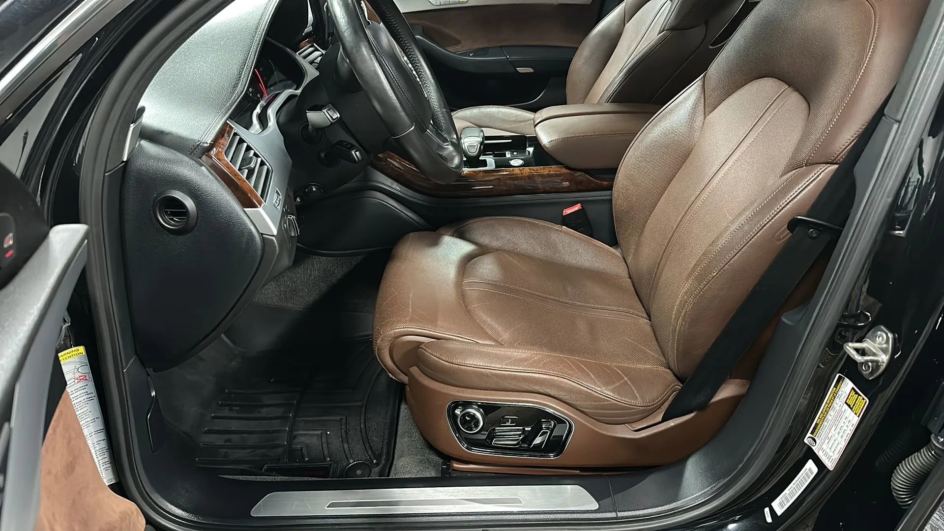 Used 2011 Audi A8 4.2 image 9