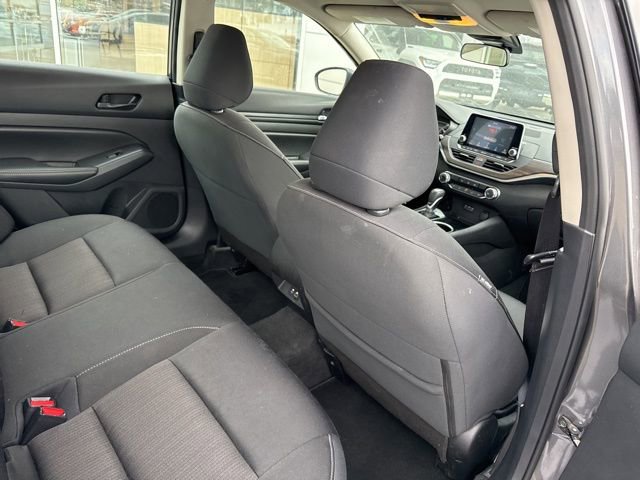 Used 2024 Nissan Altima 2.5 SV image 29