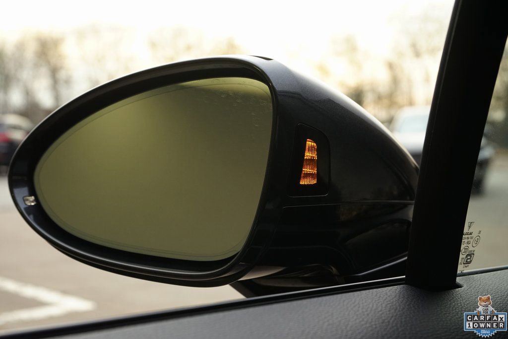 Used 2025 Porsche Panamera 4 image 25