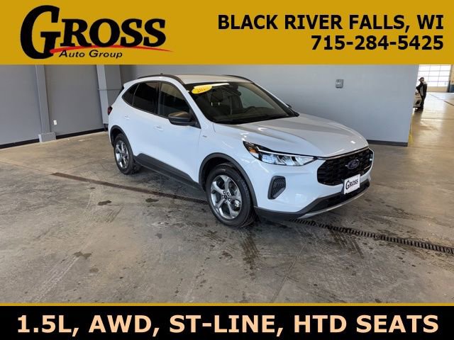Used 2025 Ford Escape ST-Line w/ Cold Weather Package image 1
