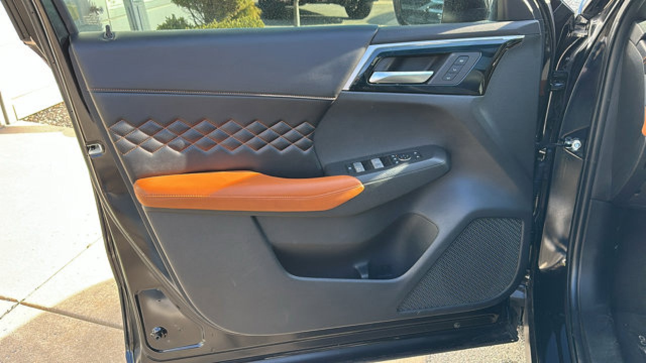 Used 2022 Mitsubishi Outlander SEL image 15