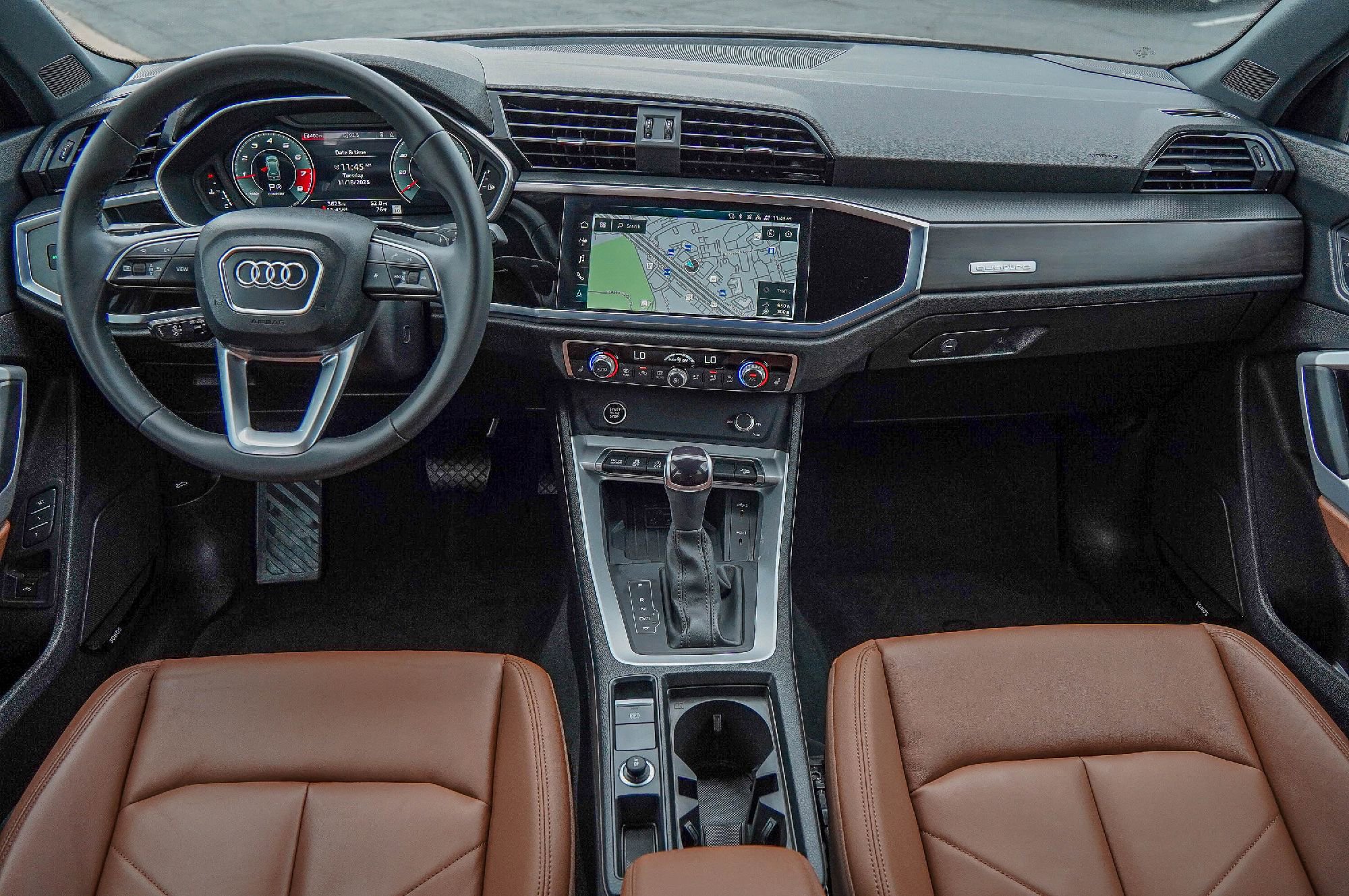 Certified 2025 Audi Q3 2.0T Premium Plus w/ Premium Plus Package image 24