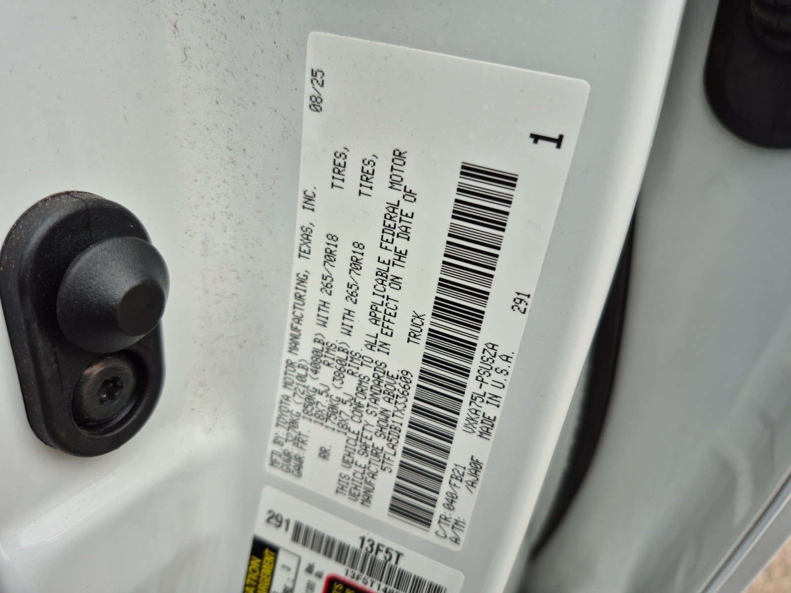 Used 2026 Toyota Tundra SR5 w/ TRD Off-Road Package AWD/4WD image 24