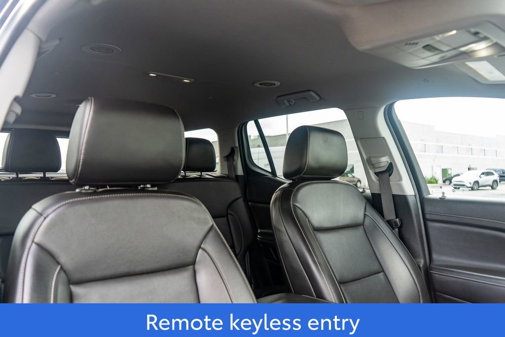 Used 2023 GMC Acadia SLT image 13