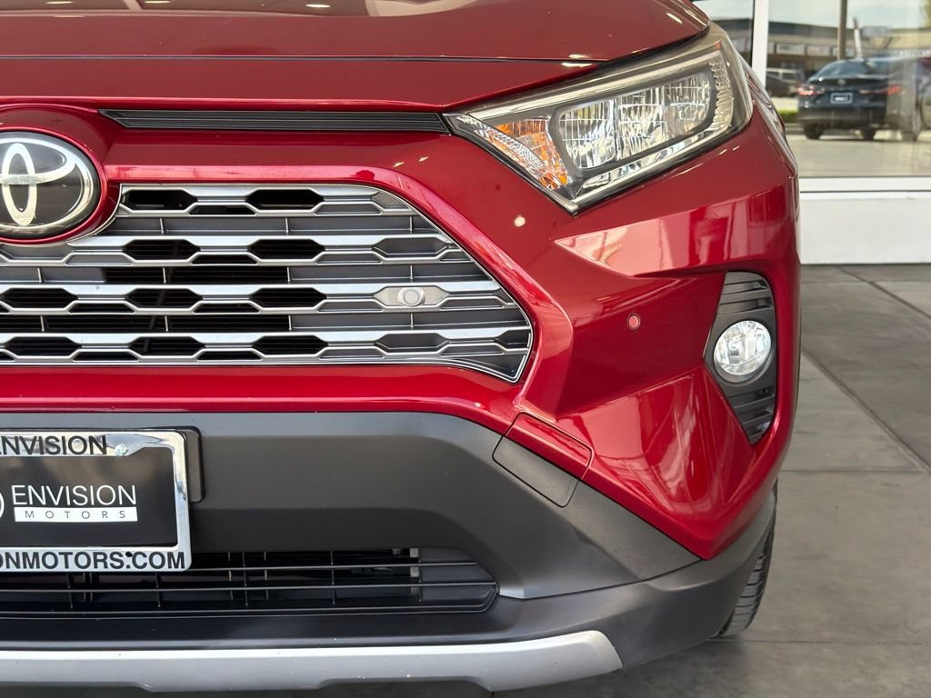 Certified 2019 Toyota RAV4 Limited w/ Carpet Mat Package FWD image 5
