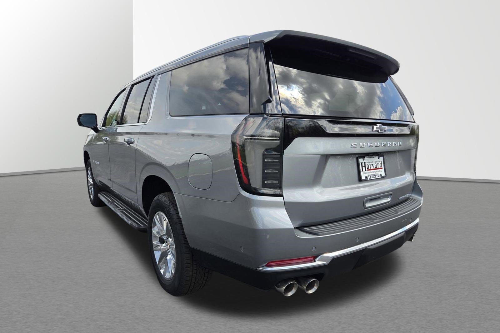 New 2026 Chevrolet Suburban Premier w/ Sun And Tow Package AWD/4WD image 4