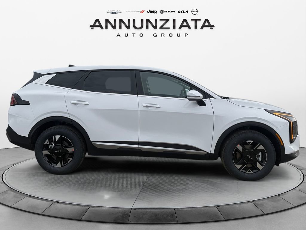 New 2026 Kia Sportage LX image 6