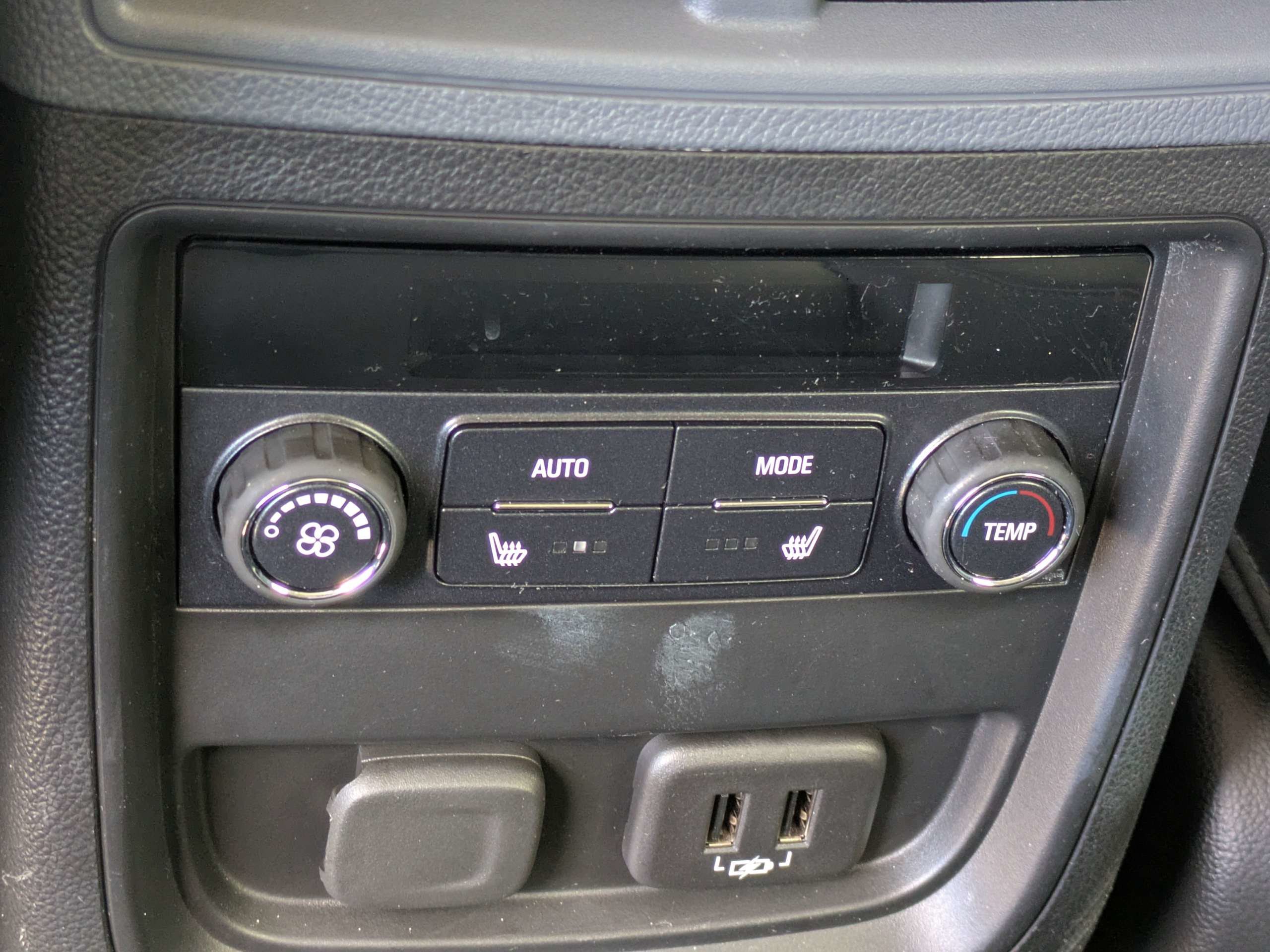 Used 2019 Buick Envision Premium w/ Driver Confidence Package AWD/4WD image 21