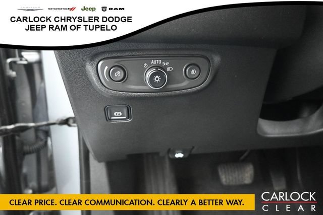 Used 2023 GMC Terrain SLT w/ LPO, Floor Liner Package AWD/4WD image 18