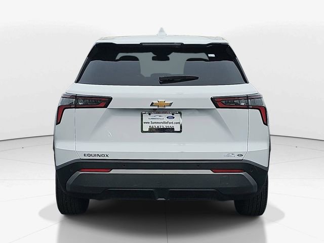 Used 2025 Chevrolet Equinox LT image 4