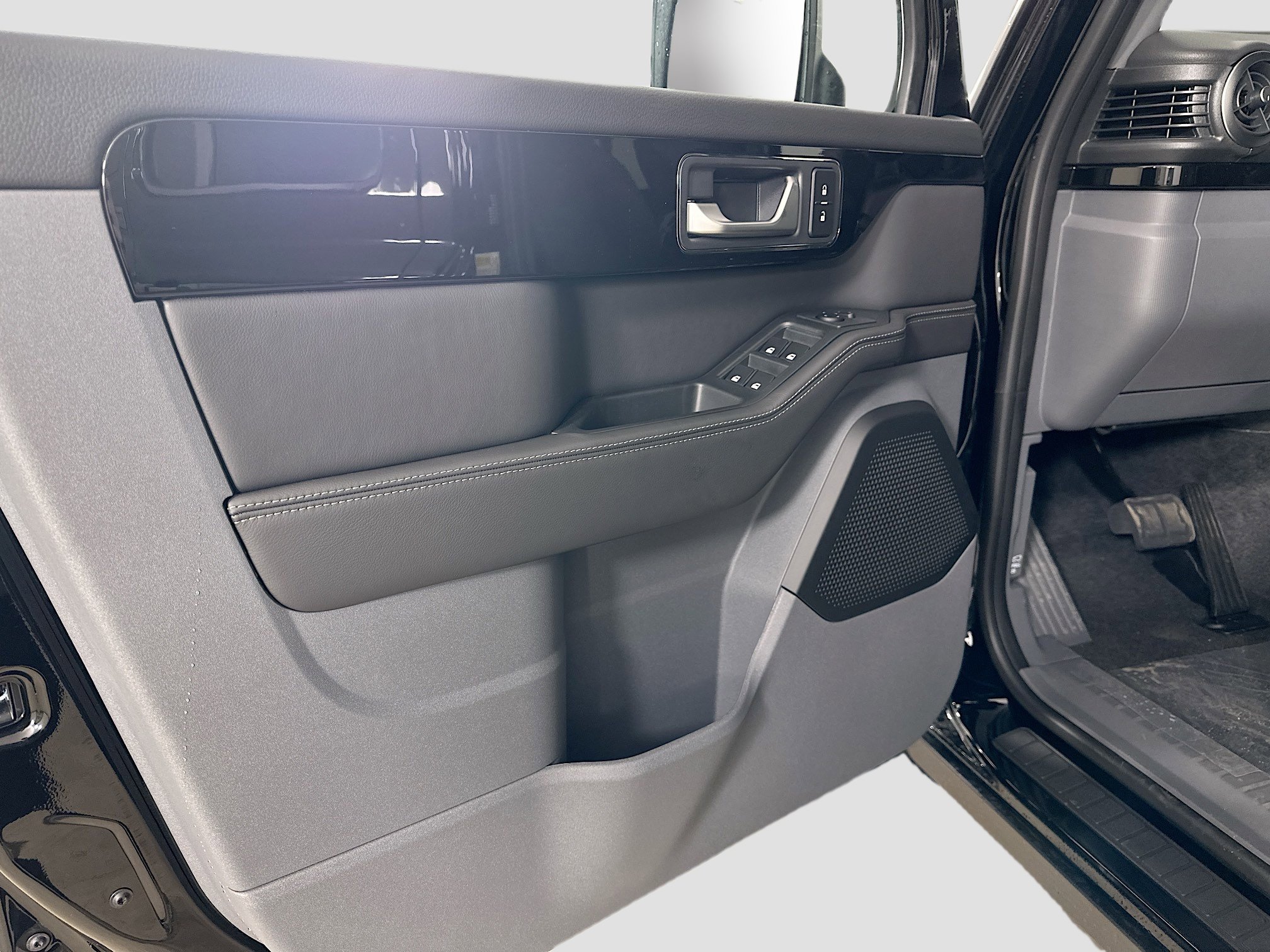 New 2026 INEOS Grenadier image 17