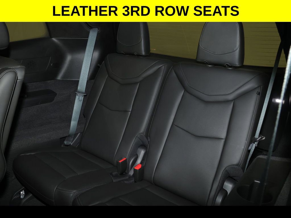 Used 2025 Cadillac XT6 Premium Luxury w/ LPO, Floor Liner Package image 9