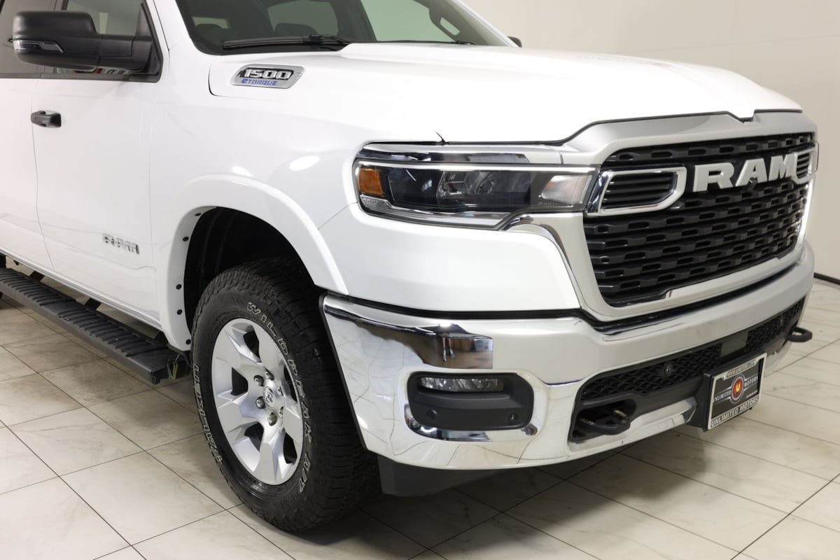 Used 2025 RAM 1500 Big Horn AWD/4WD image 37