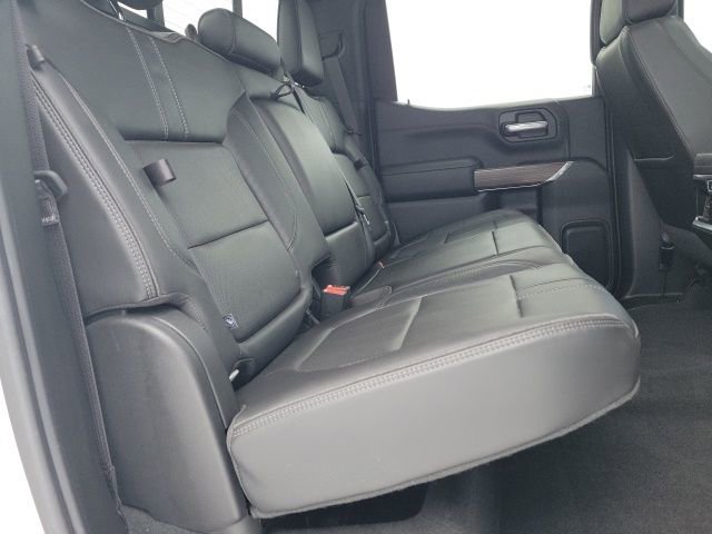 Used 2020 Chevrolet Silverado 1500 High Country w/ Technology Package image 21