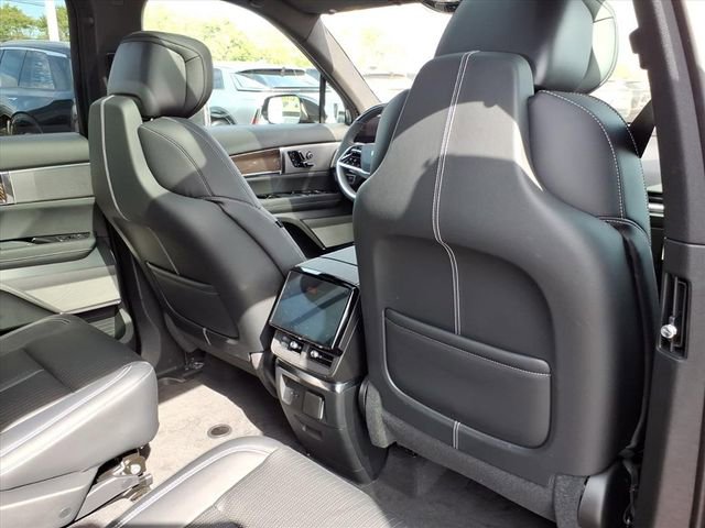 New 2026 Cadillac Vistiq Sport image 20