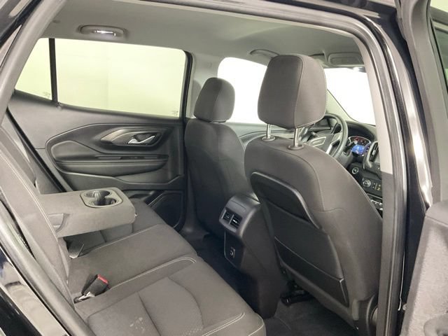 Used 2024 GMC Terrain SLE AWD/4WD image 19