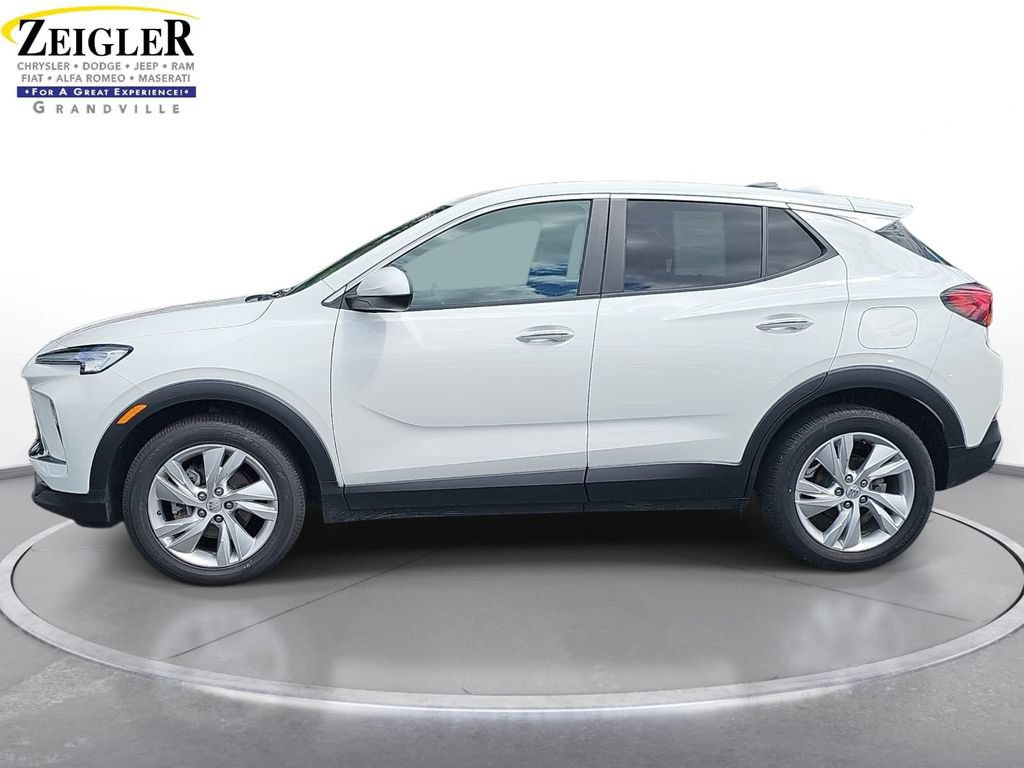 Used 2024 Buick Encore GX Preferred FWD image 8
