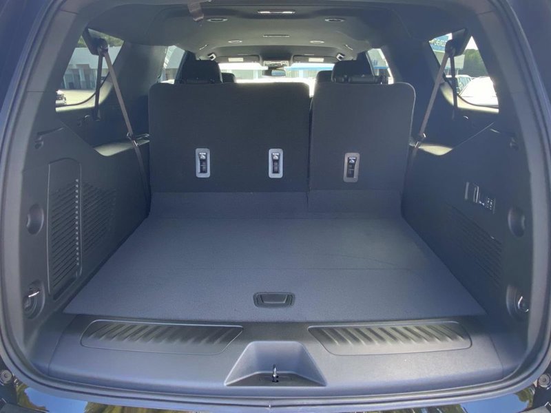 New 2026 Chevrolet Suburban LT w/ Comfort Package image 7
