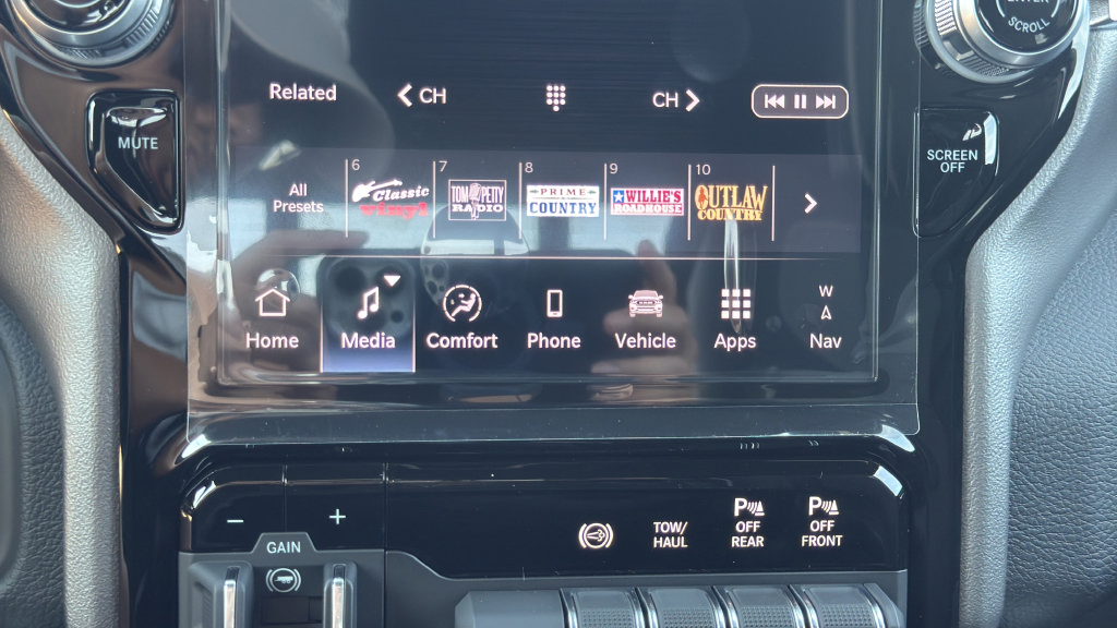 New 2027 RAM 3500 Laramie w/ Night Edition AWD/4WD image 24