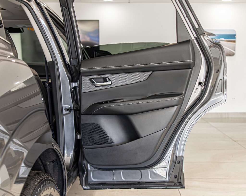 Used 2025 Nissan Murano SL AWD/4WD image 36