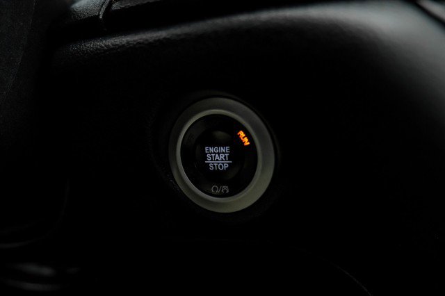 Used 2023 Chrysler Pacifica Pinnacle image 19