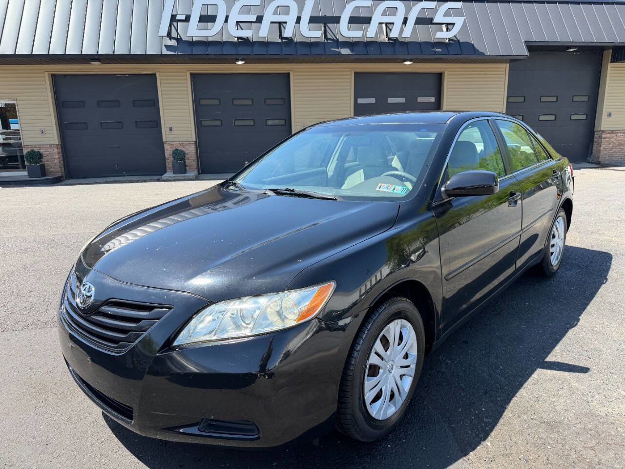 Used 2007 Toyota Camry CE FWD image 1