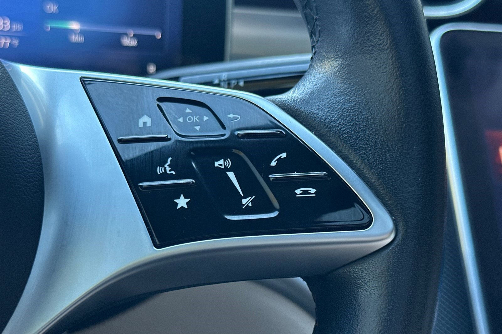 Used 2023 Mercedes-Benz C 300 Sedan image 31