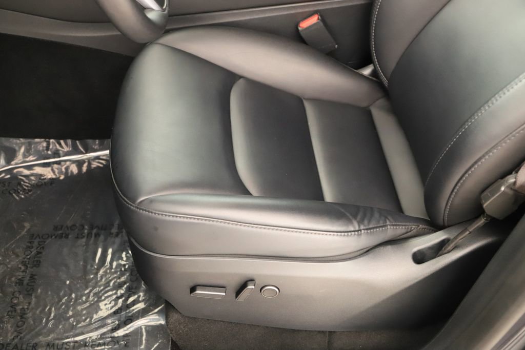 Used 2023 Tesla Model Y Long Range image 24