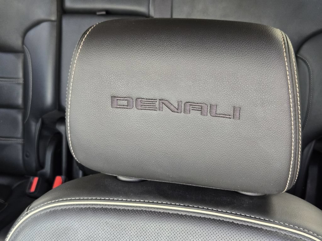 Used 2023 GMC Acadia Denali FWD image 26