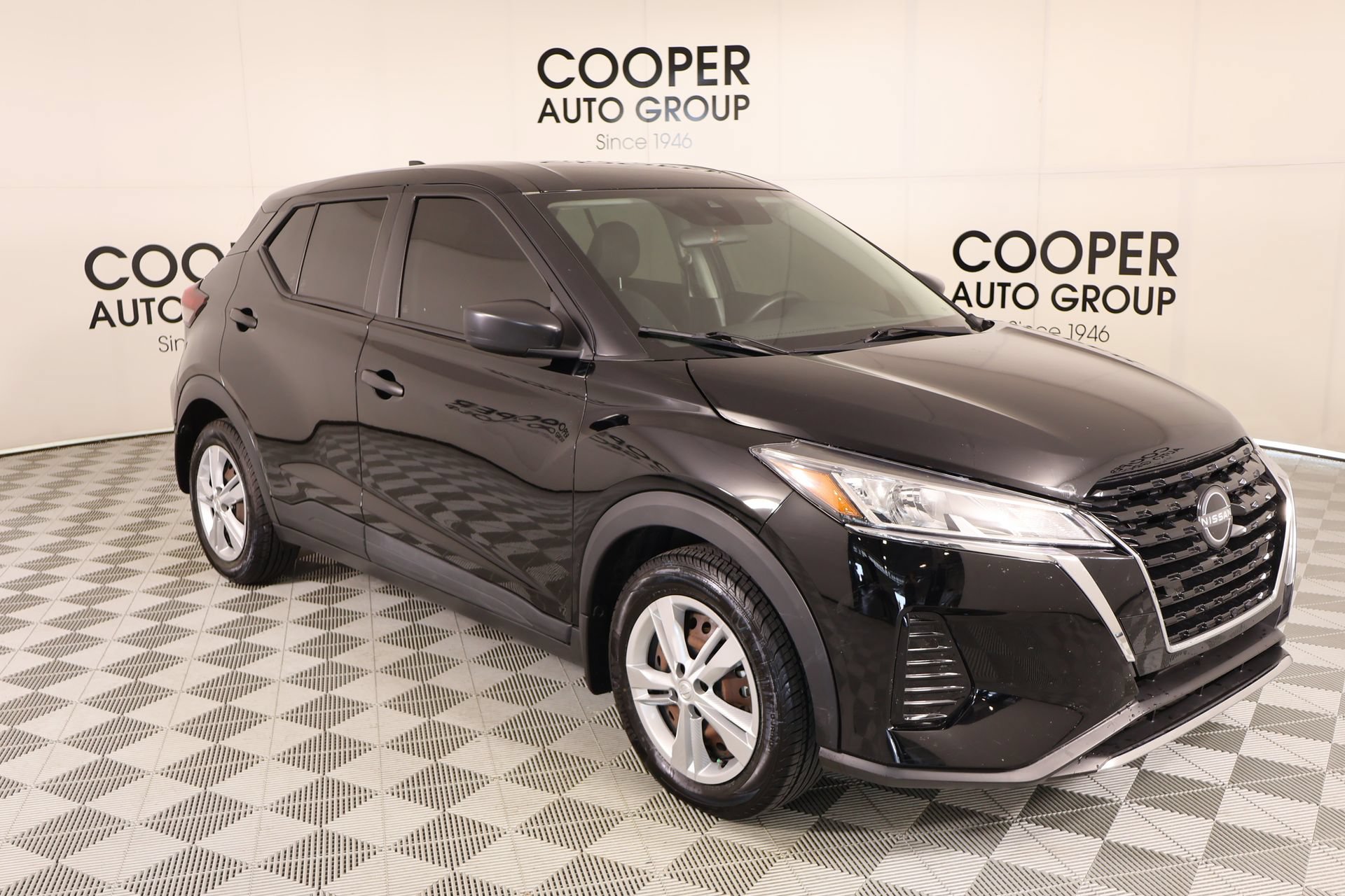Used 2022 Nissan Kicks S