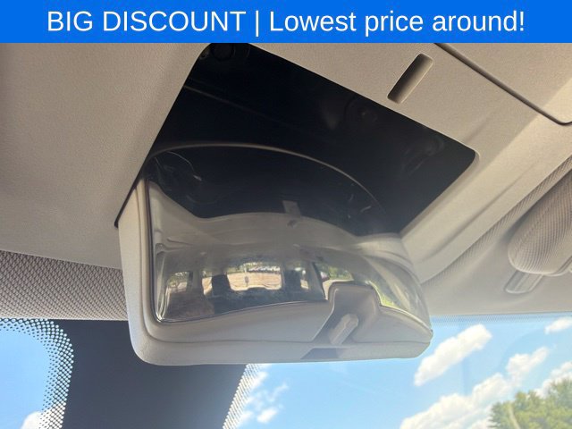 Used 2022 Chrysler Voyager LX FWD image 45