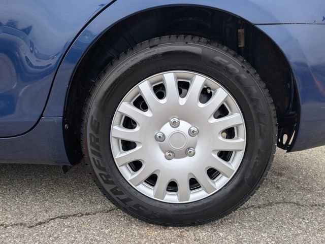 Used 2010 Toyota Camry image 25