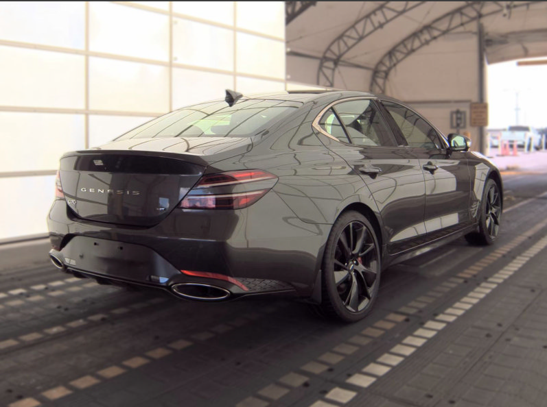 Used 2023 Genesis G70 3.3T w/ Sport Prestige Package RWD image 3