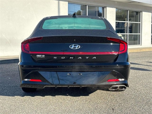 Used 2023 Hyundai Sonata SEL w/ Convenience Package image 3