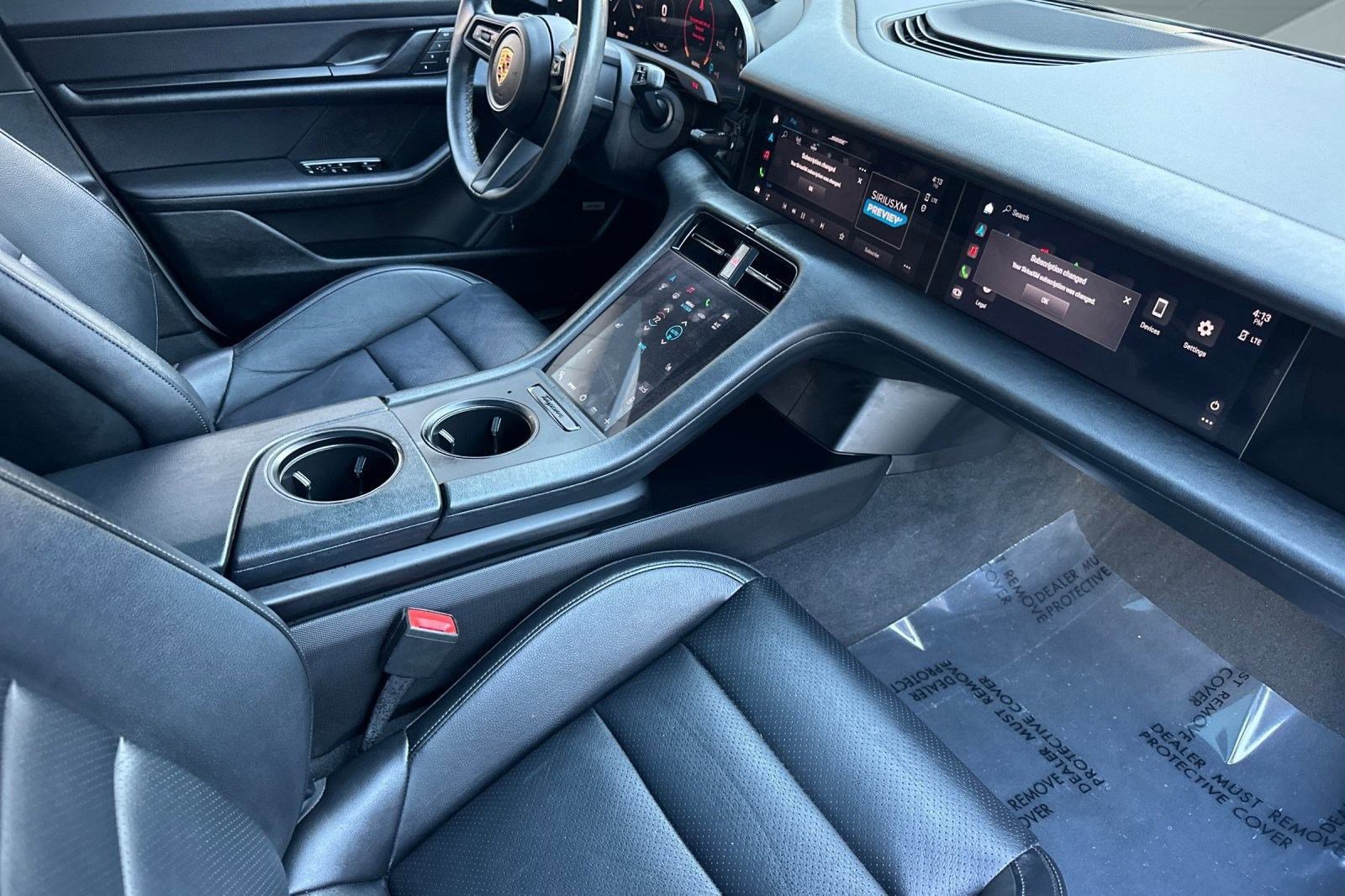 Used 2022 Porsche Taycan 4S image 33