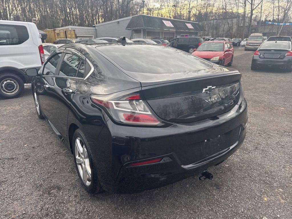Used 2017 Chevrolet Volt LT w/ Comfort Package image 14