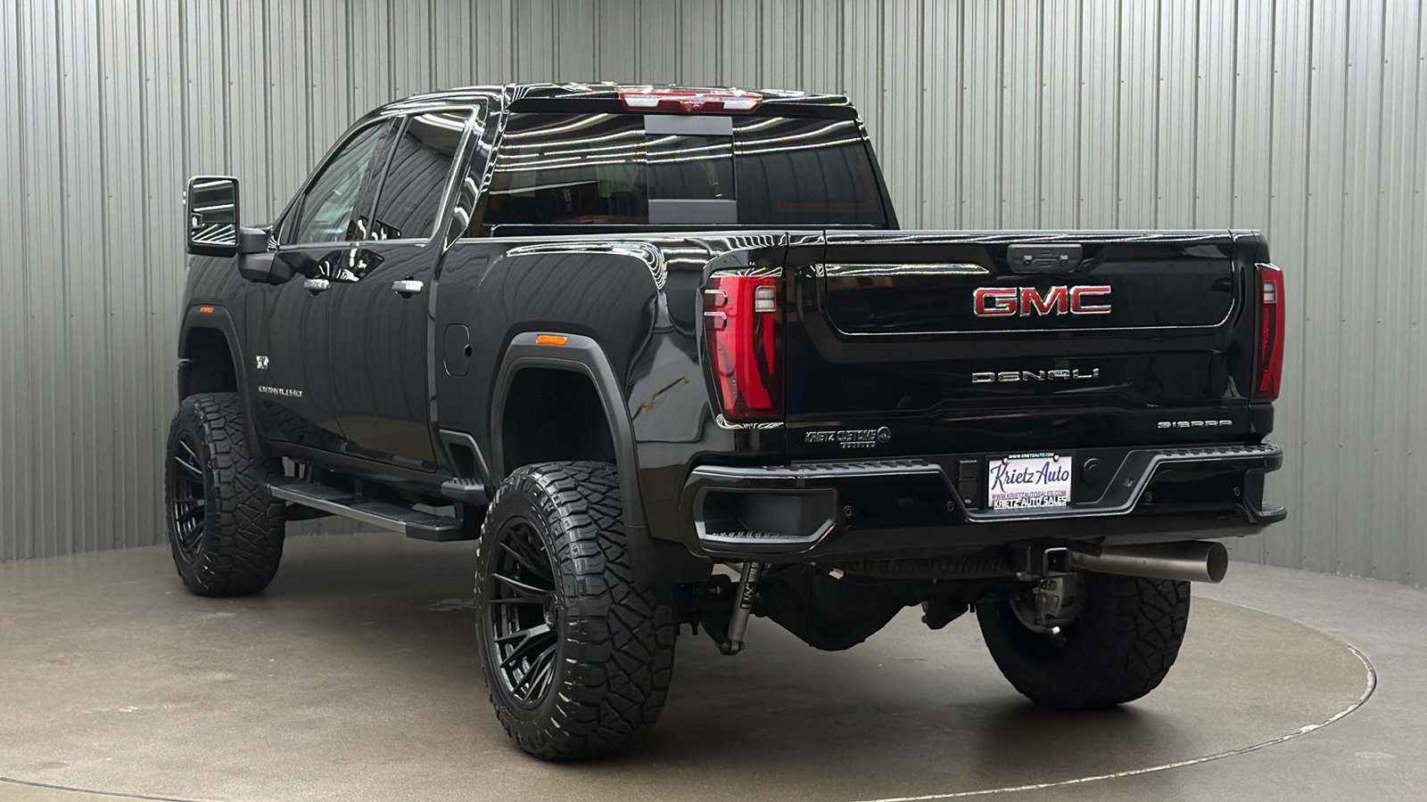 Used 2026 GMC Sierra 2500 Denali w/ Denali Reserve Package AWD/4WD image 3