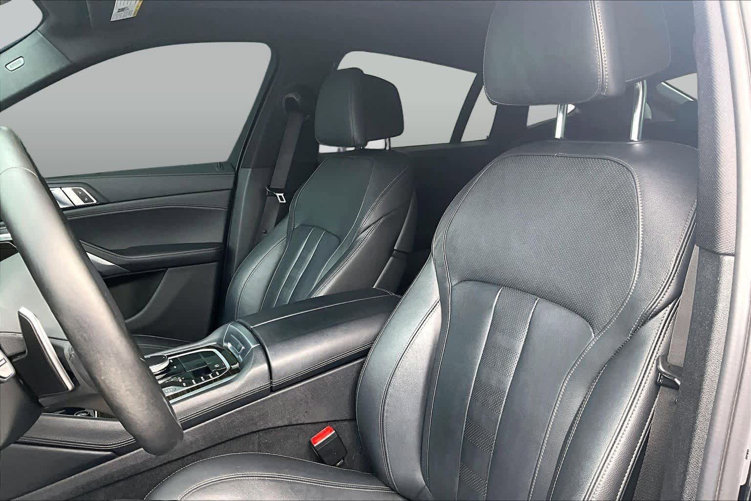Used 2021 BMW X6 sDrive40i w/ M Sport Package RWD image 7