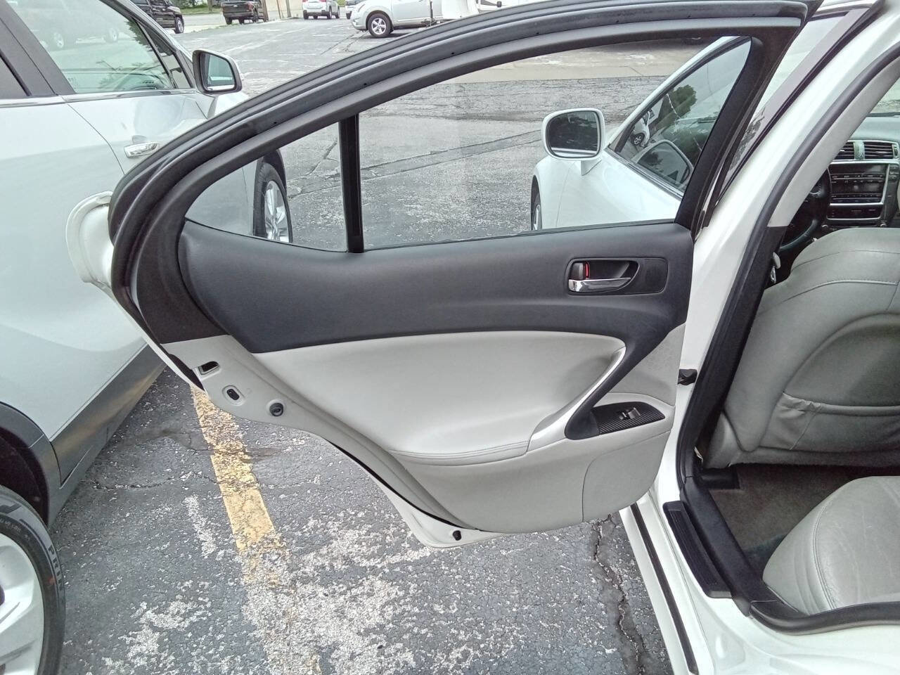 Used 2008 Lexus IS 250 AWD image 11