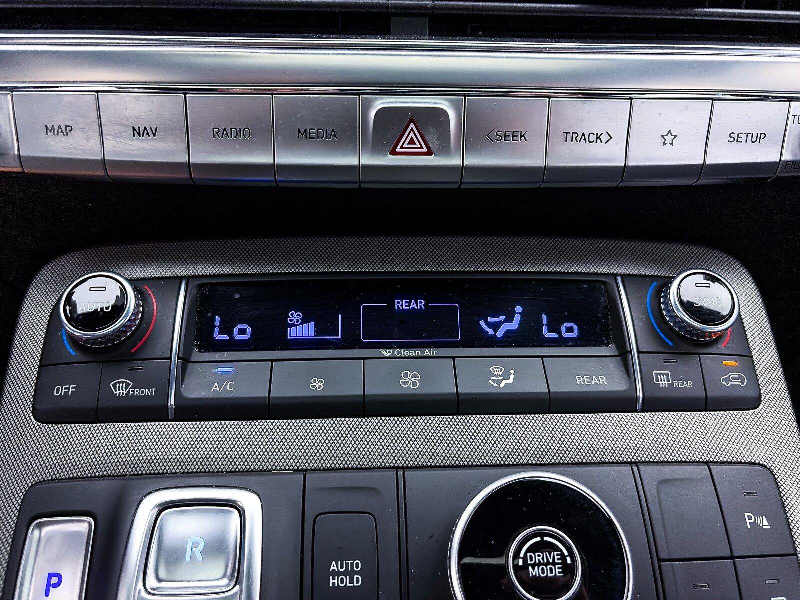 Used 2022 Hyundai Palisade Calligraphy FWD image 24