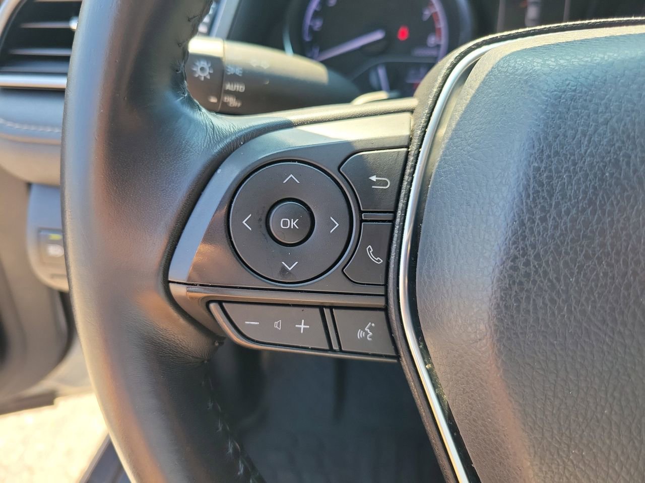 Used 2019 Toyota Camry SE image 19