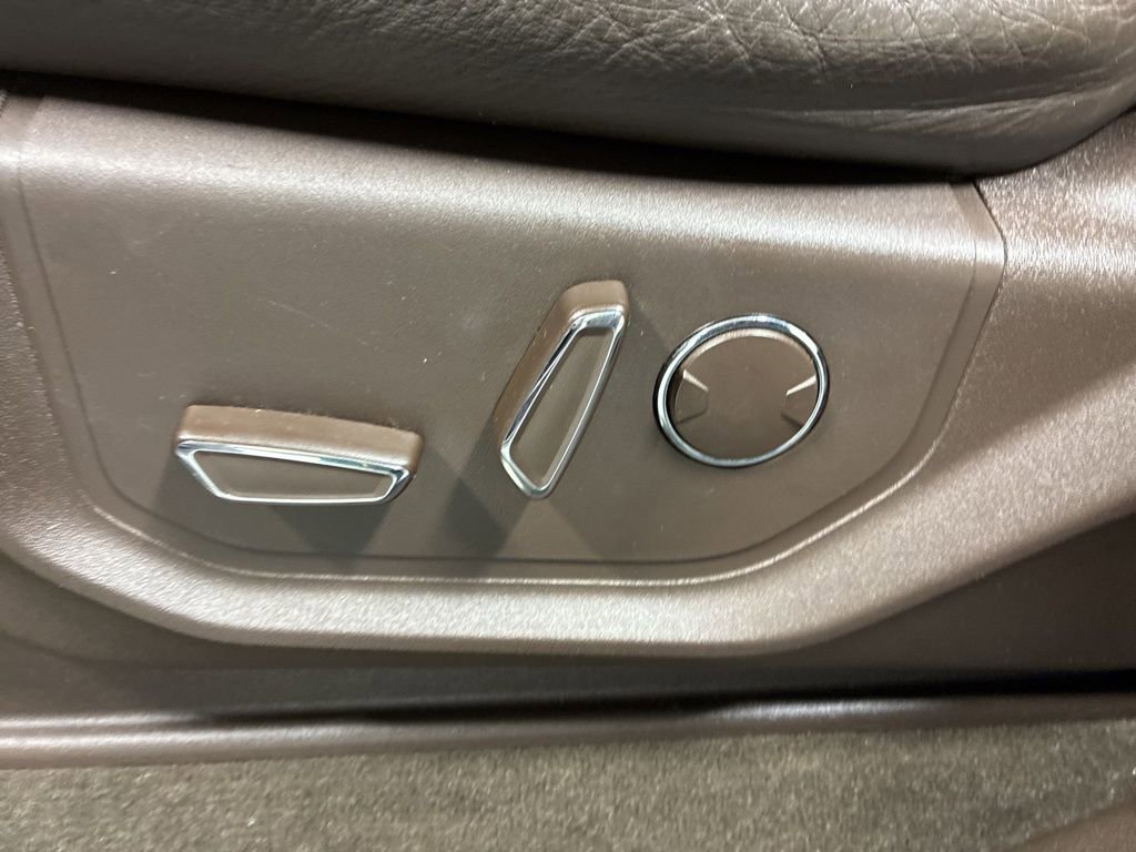 Used 2019 Ford F150 King Ranch image 12