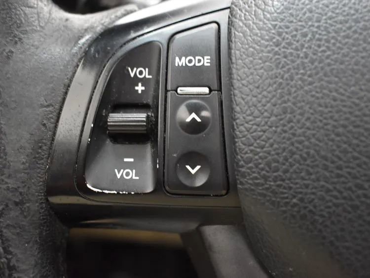 Used 2011 Kia Optima EX w/ Premium Pkg image 24