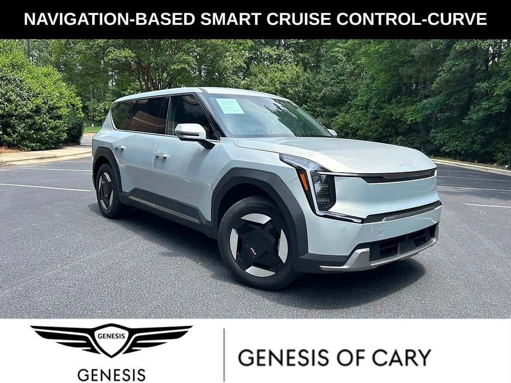 Used 2024 Kia EV9 Light RWD image 1